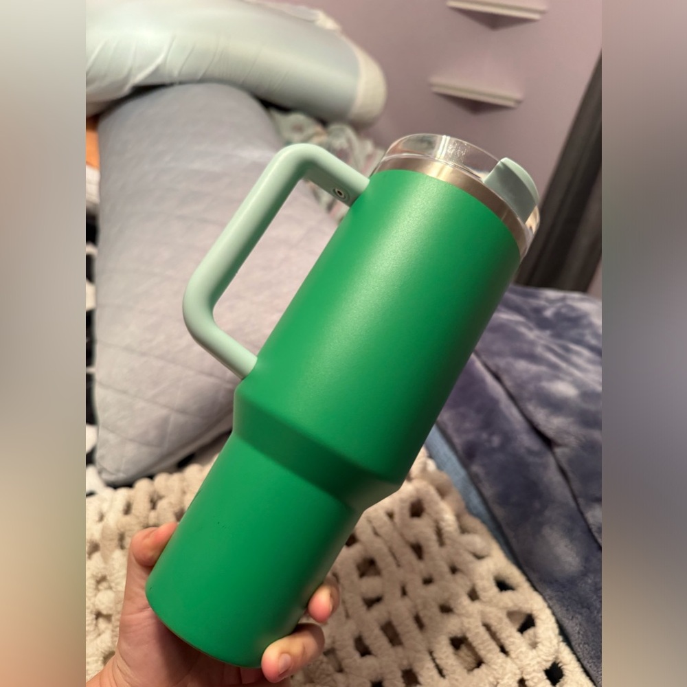 Green Stanley - image 6